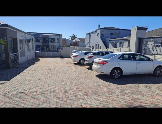BUSINESS PROPERTY TO RENT IN NEWTON PARK